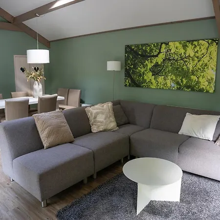 Unique In Style Holiday home *